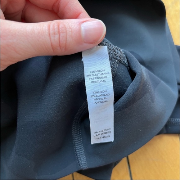 ALO Yoga High-waist Hunter Green Camo Vapor Leggings - Picture 9 of 9